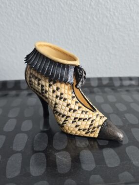 Willow Hall Miniature Ceramic Boot Heel Animal Magnetism